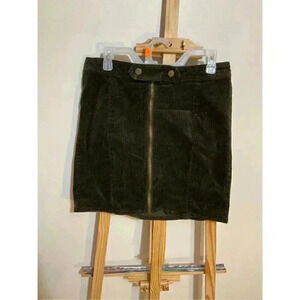 Blue Spice corduroy front zip and button mini skirt green size 11